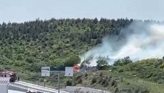 Arnavutköy’de ormanlık alanda yangın