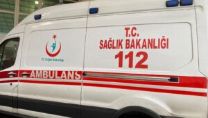 kamyon evin deposuna girdi iki yarali CjCs2Gta.jpg